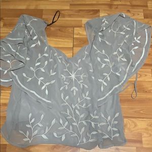 Buckle boutique blouse